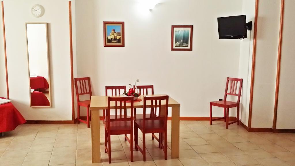 Hotel Residence Lupiae Lecce Habitación foto