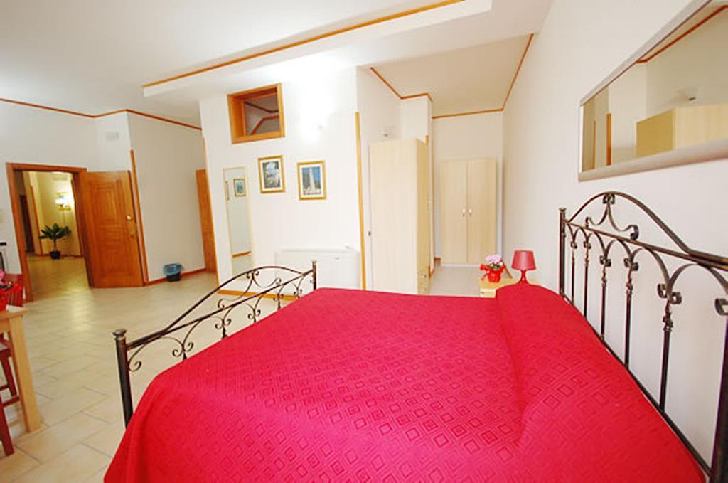 Hotel Residence Lupiae Lecce Habitación foto